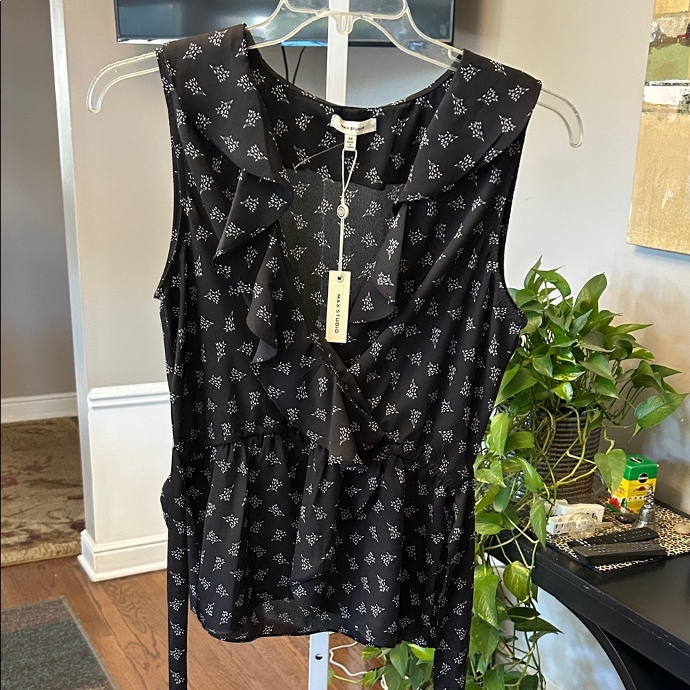 Max Studio Black and White Patterned Blouse